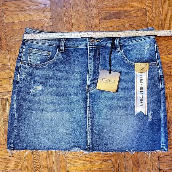 Vipones Denim Mini Skirt Size 10 New with Tags - Picture 4 of 8